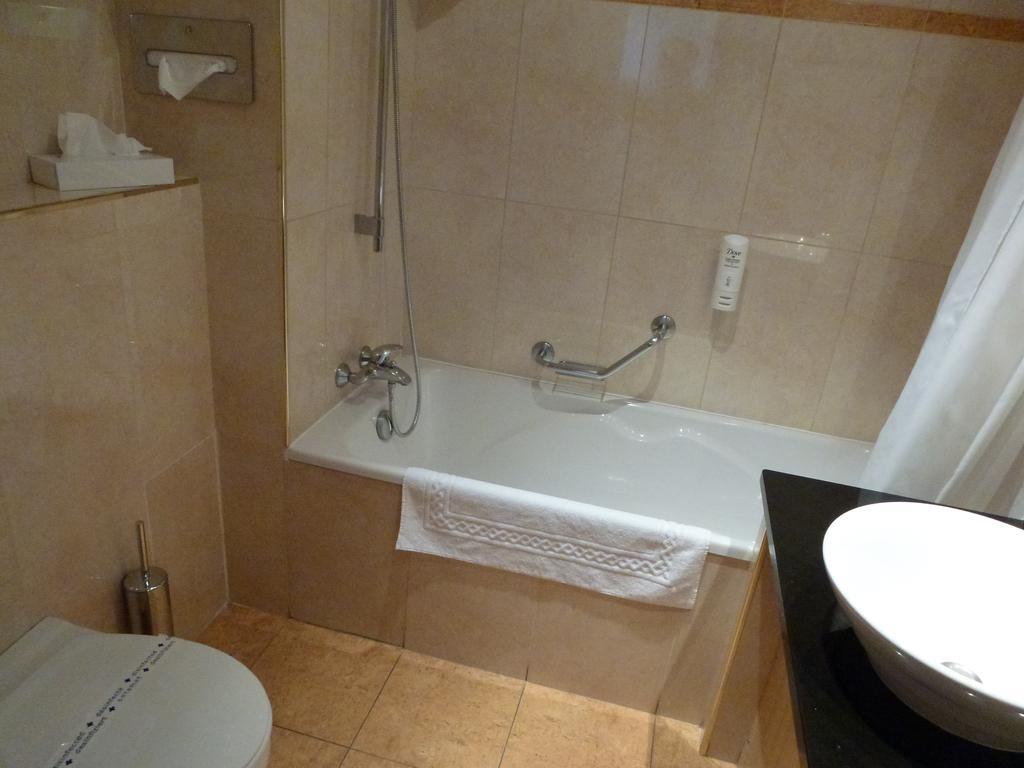 Hotel Tristar La Louvière