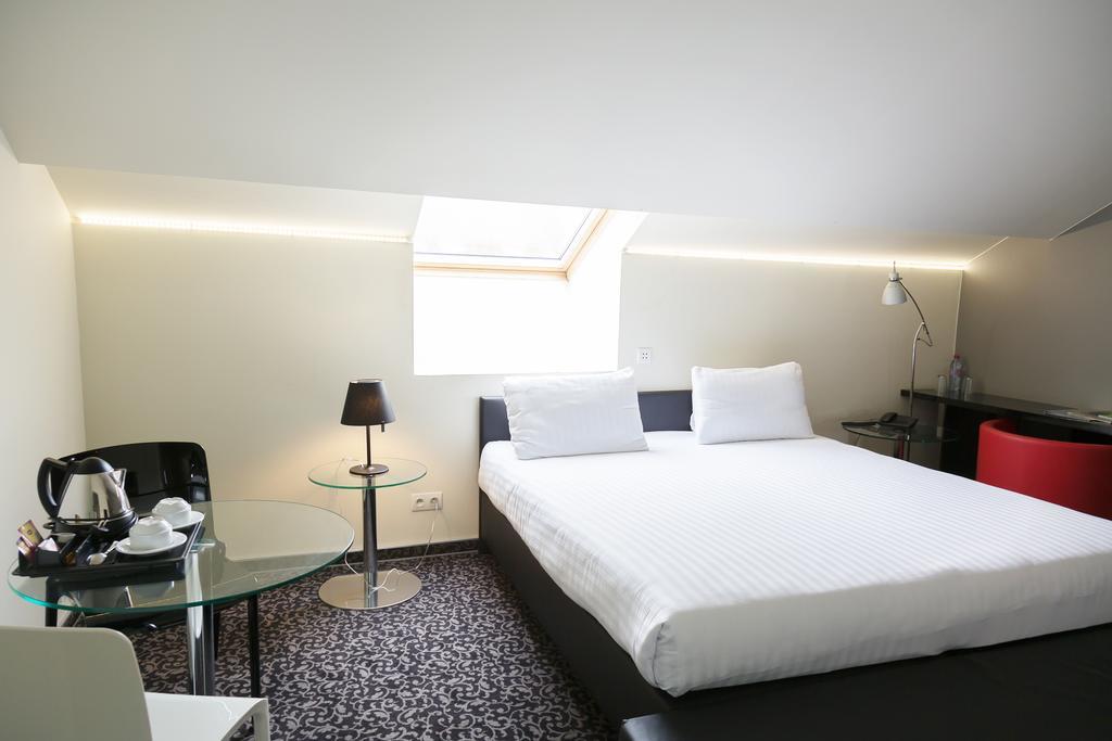 Tristar Hotel